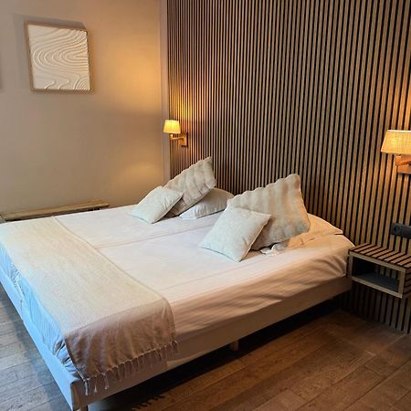 Hotel Giorgi Et Logements Insolites-Jacuzzi Prive バストーニュ エクステリア 写真