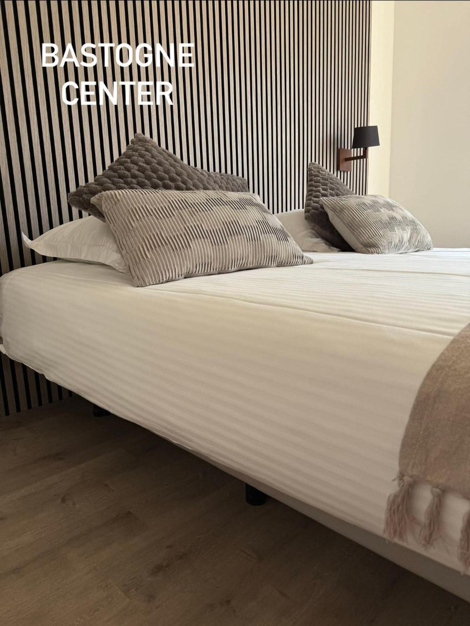 Hotel Giorgi Et Logements Insolites-Jacuzzi Prive バストーニュ エクステリア 写真