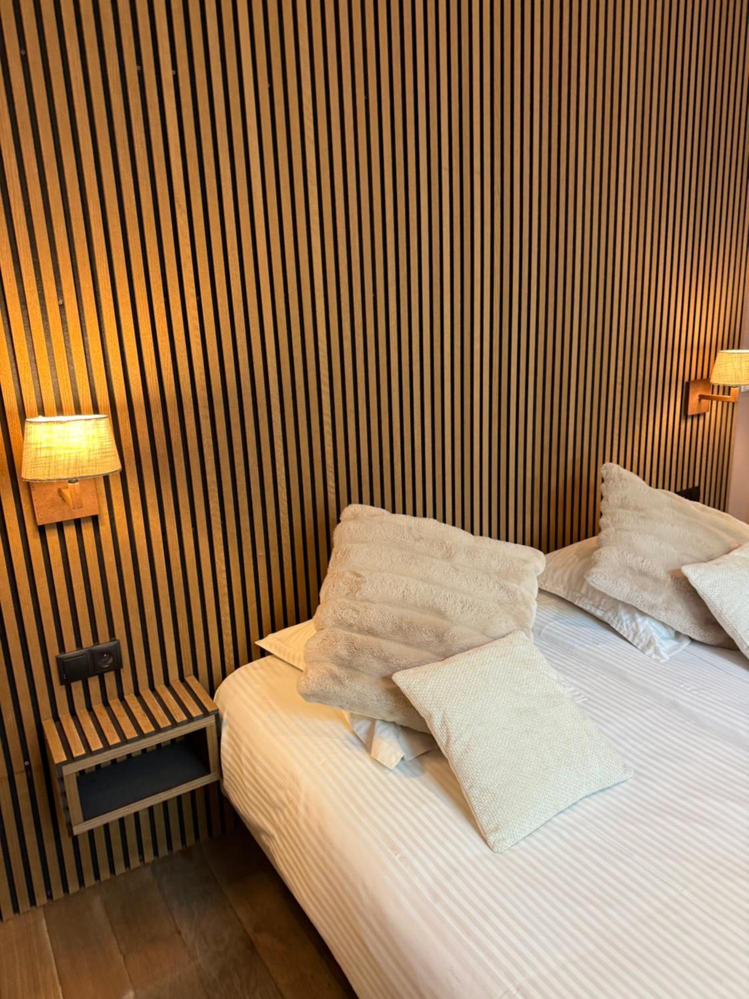 Hotel Giorgi Et Logements Insolites-Jacuzzi Prive バストーニュ エクステリア 写真